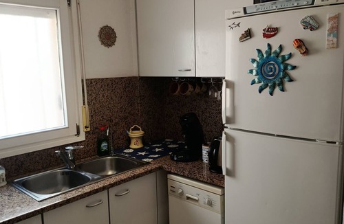 Llanca Apartment | Apartment 150 m beach with garden and garage