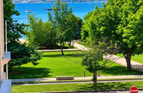 Moana Apartment | Apartment '2 Bedroom On The Beach' with Sea View and Wi-Fi