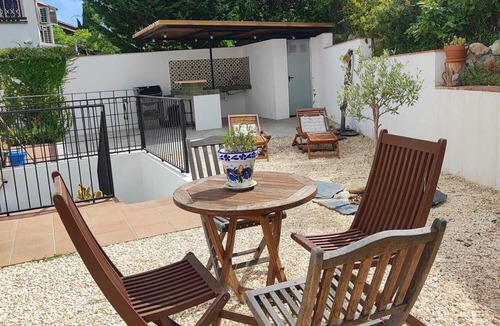 Premia de Dalt Apartment | Apartment 20 km from Barcelona, enjoy the beach and mountains