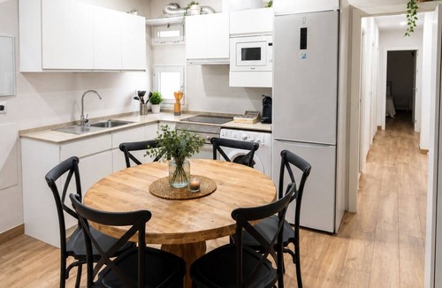 La Catedral Apartment | Apartment "Apartamento la Marquesa" embraced by the walls of Cordoba.