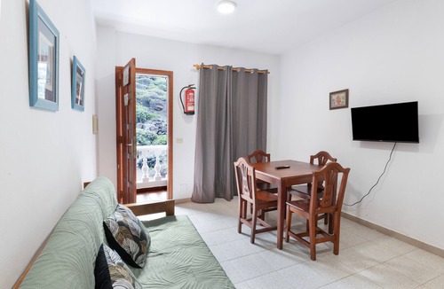 Barlovento Apartment | Apartment 'Apartamento D' with Sea Views, Private Terrace and Wi-Fi