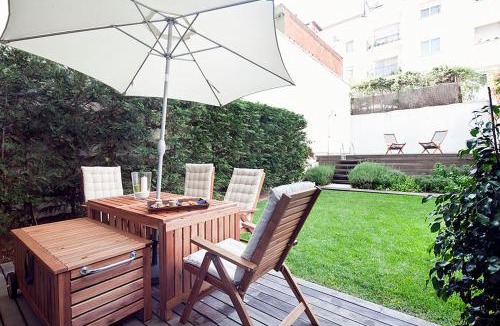 Sant Gervasi Apartment | Apartment Barcelona Rentals - Private Pool and Garden Center