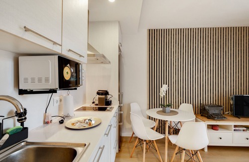 Gava Apartment | Apartment 'Bonito Apartamento En Gava Mar' with Private Terrace, Wi-Fi and Air Conditioning