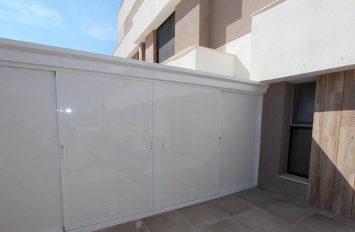 Santiago de la Ribera Apartment | Apartment Casa Senika near the sea with shared pool & Wi-Fi