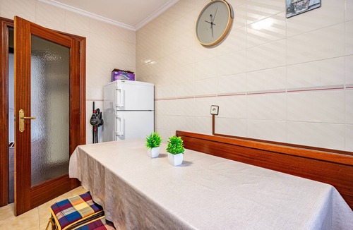 Llanes Apartment | Apartment 'Centro Y Mar En Llanes' with Sea View and Wi-Fi