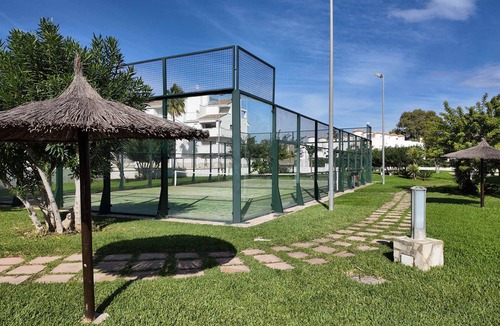 Les Deveses Apartment | Apartment in El Verger, 800 metres from the sea, with garden and communal pool