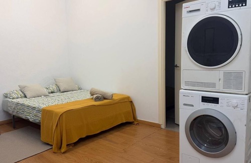 Ibiza City Centre Apartment | Apartment in Ibiza Town next to the Marina and Beach