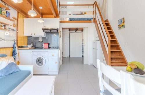 Torroella de Montgri Apartment | Apartment 'Sunrise Medes' with Sea View, Shared Pool and Wi-Fi