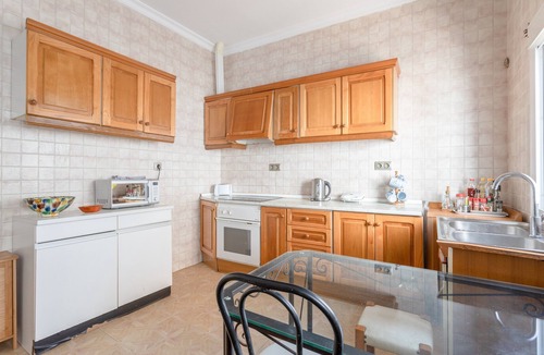 Valle de Abdalagis Apartment | Apartment 'Valle De Abdalajis' with Private Terrace and Wi-Fi
