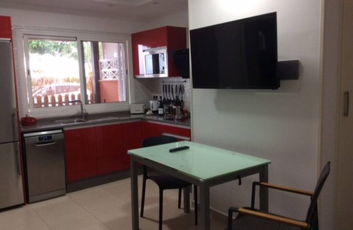 San Fernando Apartment | Appt.per soggiorni lunghi! Nuova, spazio esterno, Wifi, quiete, parching,piscina