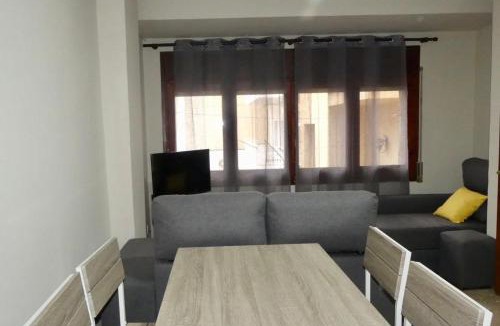 Vic Apartment | APT4 Apartament cèntric, ideal per visistar Vic APTGARBI