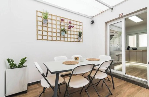 Ingenio Apartment | Bakea Home Gran Canaria. 10mins from the beach and the airport.