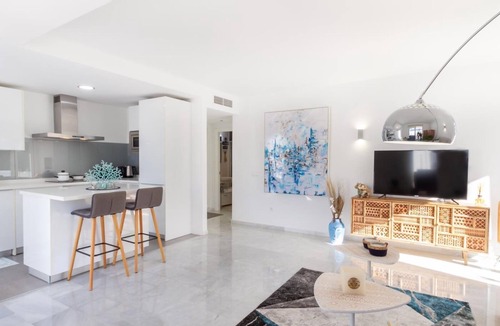 Nueva Andalucia Apartment | Banús N.Andalucía, 1Bdm, pool, big outdoor terrace