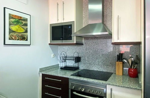 El Parc i la Llacuna del Poblenou Apartment | Barcelona Beach Breeze