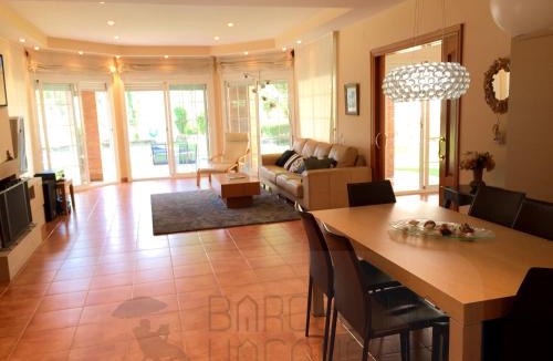 Sant Pol De Mar Villa | BarcelonaVacances-Villa Lucia