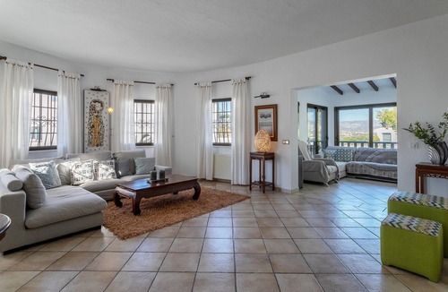 El Albir Villa | Beautiful Villa & Casita for large groups close to the Beach with Pool, Terrace, A/C & Wi-Fi