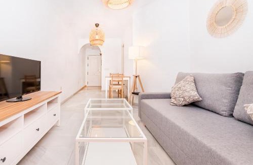 La Malagueta Apartment | BHost - La Maestranza