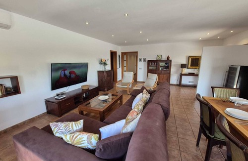 Mas Altaba House | BRAVAHOLIDAYS-625-Silence