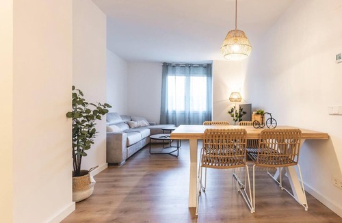 el Mercadal Apartment | Bravissimo Afra, 2-bedroom apartment in the center of Girona