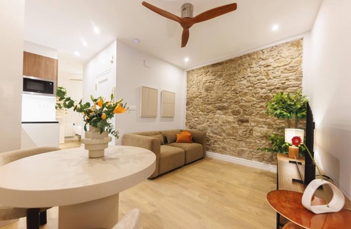 Old Town Apartment | Bravissimo Sant Josep, cosy studio in Girona’s Barri Vell