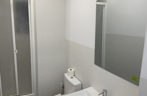 La Bordeta House | Bright Rooms near Plaza España