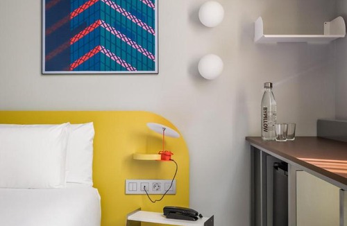El Guinardo Hotel | BYPILLOW Flamant