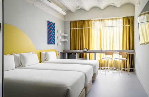 El Guinardo Hotel | BYPILLOW Flamant