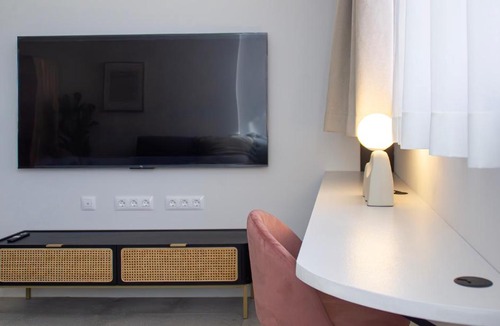 Santa Cruz de Tenerife Apartment | Céntrico, tranquilo y elegante estudio en Santa Cruz de Tenerife by Casa Paul