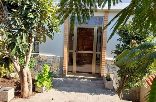 Solsona House | Cal Alfonsy House with two terraces (pet friendly)