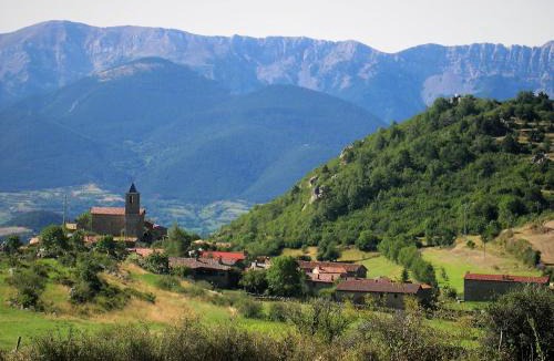 Lles House | Cal Tià, La Llosa, espai independent