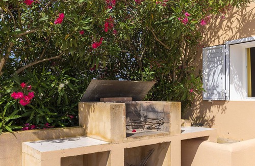 Es Cap de Barbaria House | CAN JUAN DE S'HEREU - Quiet and cosy cottage on a magical island with free Wifi