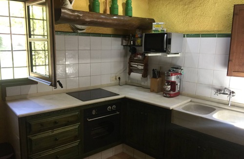 Sant Feliu de Buixalleu Cottage | Can Mananna: A 20th-Century Rural Gem in the Heart of Montseny