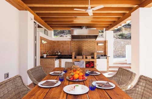 Cala Vadella House | CAN PARRAS: Family home with a pool and barbecue, 3-minute walk from the beach