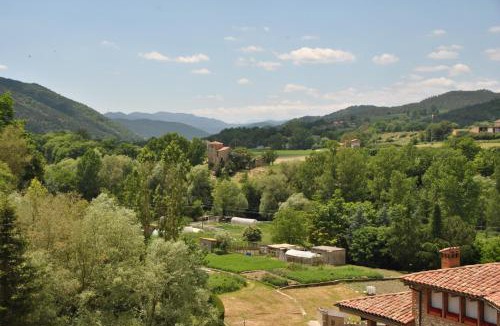 Sant Joan de Les Abadesses Apartment | Can Taga Verd St Joan
