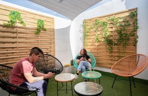 Collblanc y La Torrassa Hostel | Casa Barcelo Camp Nou Barcelona