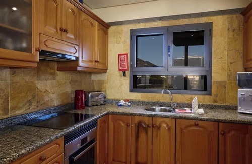 Montana Roja Villa | Casa Beluka - Outdoor Living by Villas Now