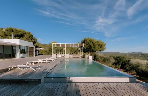 Sant Josep de sa Talaia Villa | Casa Cayama with sea views, Wi-Fi and air conditioning