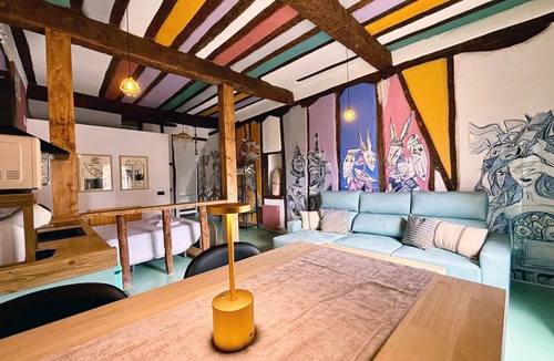 Old Town Apartment | Casa Colgada “Mirador de Leonor II” by Gloove