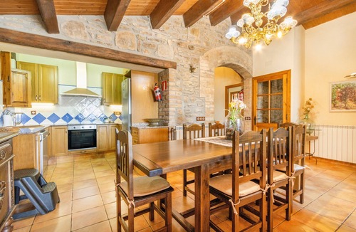 Olius Cottage | Casa Marcús. Country House with Private Pool, BBQ, Games Room & 4 Suites (12 Guests)