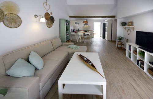 Puerto de la Cruz House | Casa Pitera - cozy bungalow in a well-kept residential area in La Paz.