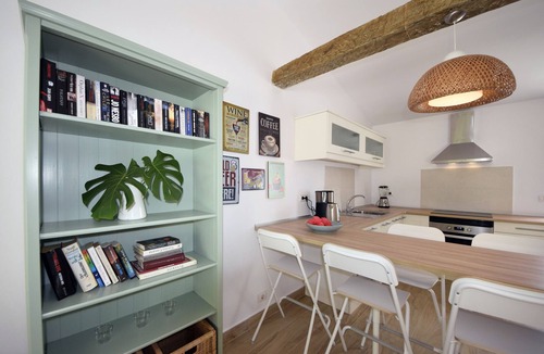 Puerto de la Cruz House | Casa Pitera - cozy bungalow in a well-kept residential area in La Paz.