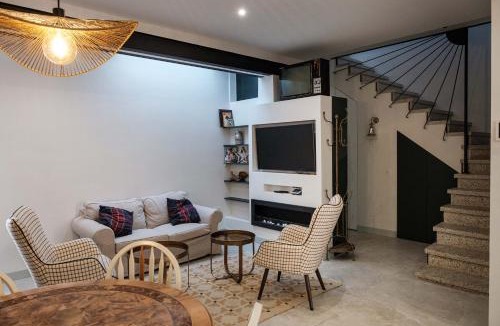 Bollullos de la Mitacion House | Casa Ramón y Cajal