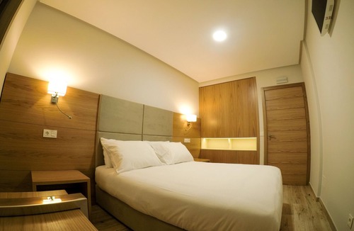 Donon House | Casa Rustica O Facho