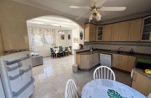Bolnuevo House | Casa Zorro - Family Villa with Private Pool/Garden & 10 min walk to the beach