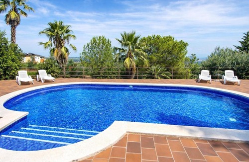 Santa Maria de l'Avall Villa | Catalunya Casas Elegant Mountain Villa just 30km to Barcelona