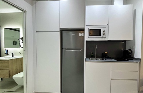 Barrio de La Latina Apartment | CavaBajaSuites 001 RÍO MANZANARES
