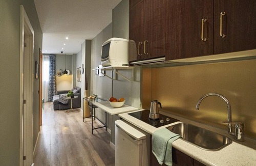 Gothic Quarter Apartment | Central 1 bedroom apartment near the beach