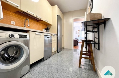 Ciudad Jardin Apartment | Centrally located urban apartment with terrace