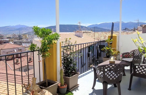 Jaen Apartment | CENTRIC, QUIET AND REFORMED. WITH TERRACE