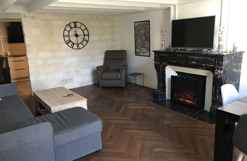 Gares Apartment | Charming apartment in the escutcheon